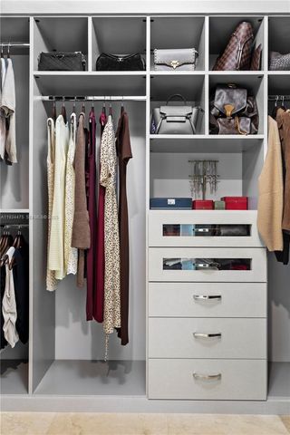 1331 Brickell Bay Dr 3007, Miami, FL 33131