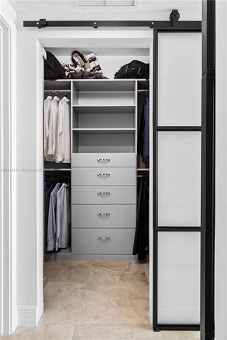 1331 Brickell Bay Dr 3007, Miami, FL 33131