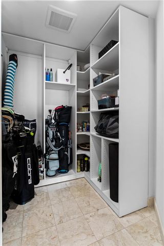 1331 Brickell Bay Dr 3007, Miami, FL 33131