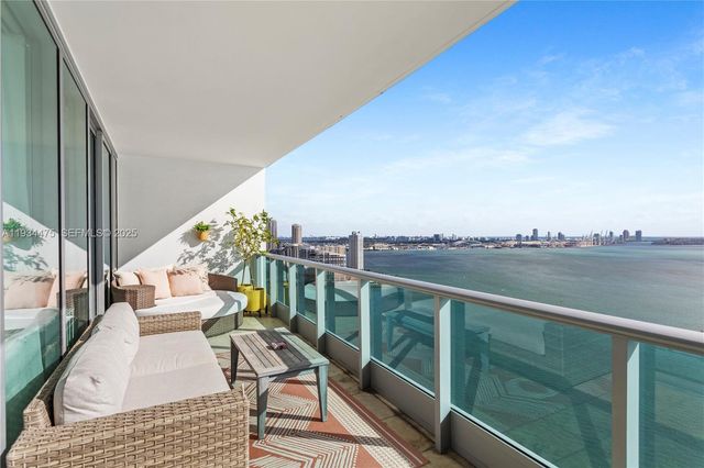 1331 Brickell Bay Dr 3007, Miami, FL 33131