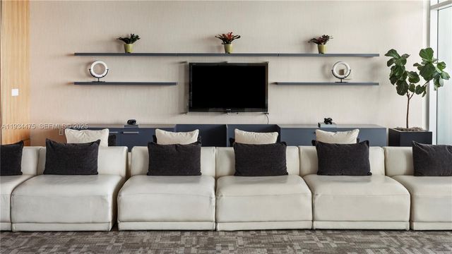 1331 Brickell Bay Dr 3007, Miami, FL 33131