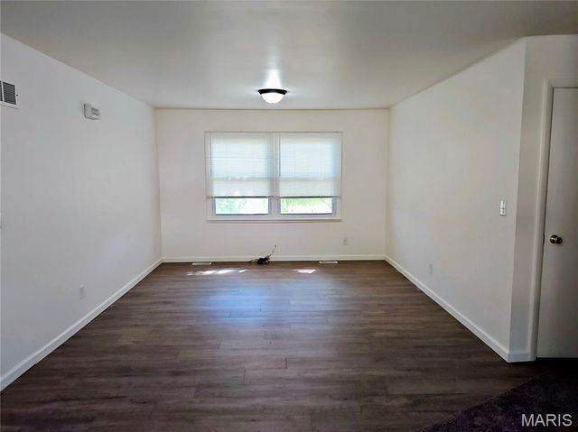 240 Lakeview Drive, Elsberry, MO 63343