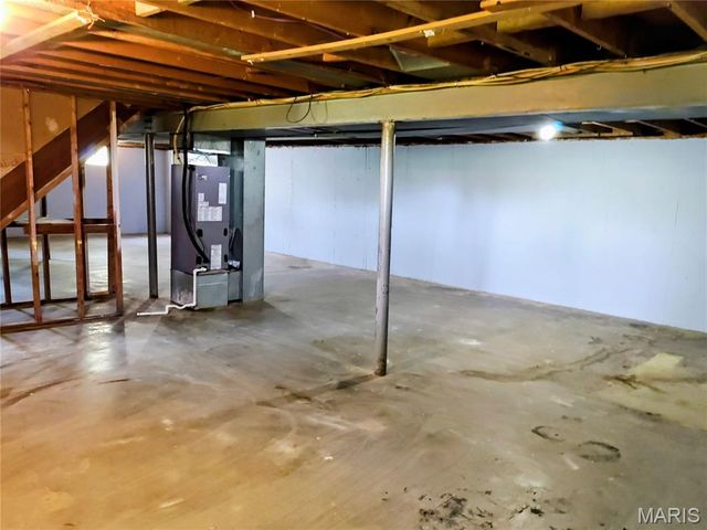 240 Lakeview Drive, Elsberry, MO 63343