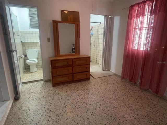 Valle Hermoso TOMAS DE CASTRO, Caguas, PR 00725