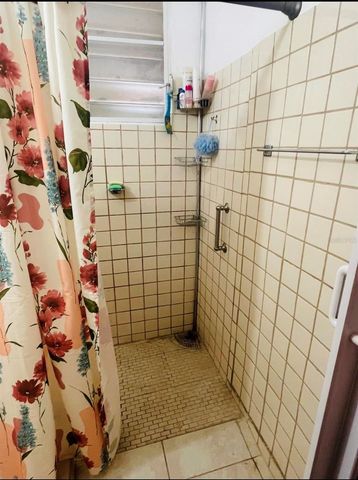 Valle Hermoso TOMAS DE CASTRO, Caguas, PR 00725