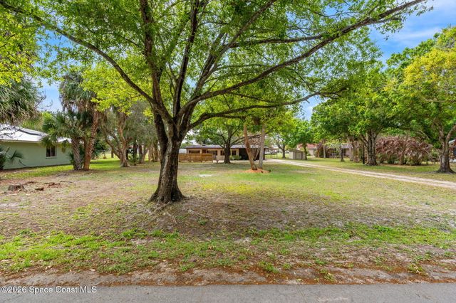 2660 Palmetto Street NE, Palm Bay, FL 32905