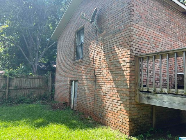 1715 2ND COURT W, Birmingham, AL 35208