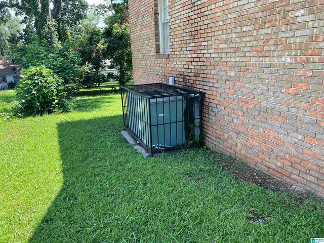 1715 2ND COURT W, Birmingham, AL 35208