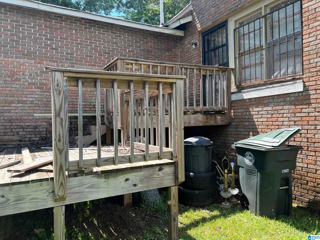 1715 2ND COURT W, Birmingham, AL 35208