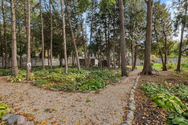 370 Smythe DRIVE, Williams Bay, WI 53191