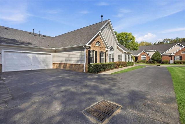 2994 Oakside Circle, Alpharetta, GA 30004
