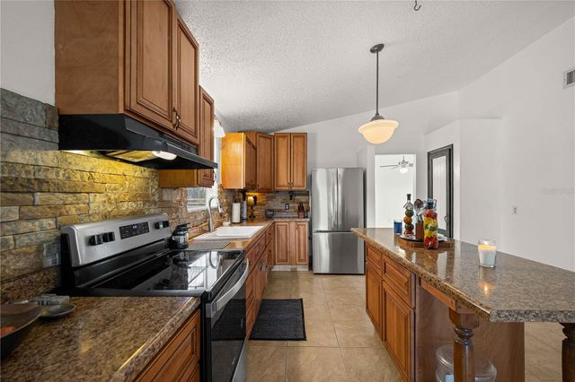1890 NW 167TH PLACE, Trenton, FL 32693