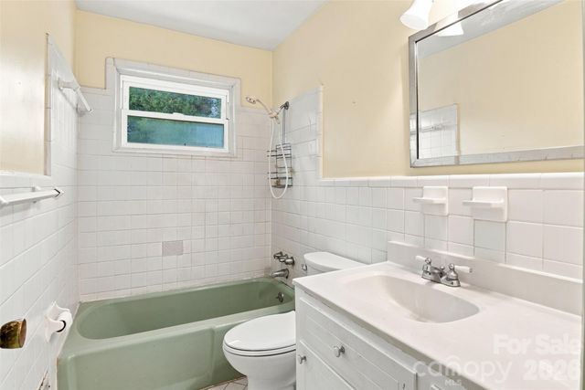 9716 Sunway Drive, Charlotte, NC 28227