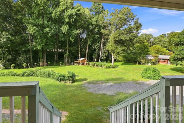 9716 Sunway Drive, Charlotte, NC 28227