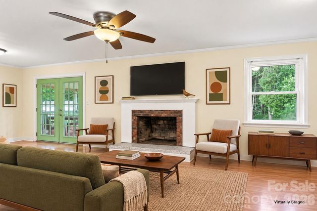 9716 Sunway Drive, Charlotte, NC 28227