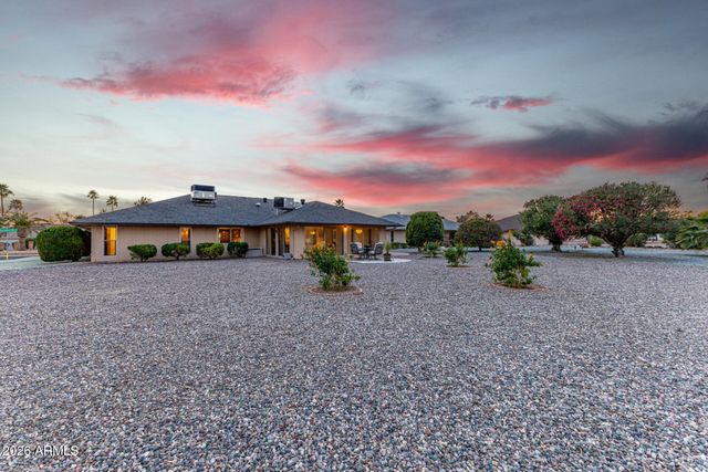 12426 W BANYAN Drive, Sun City West, AZ 85375