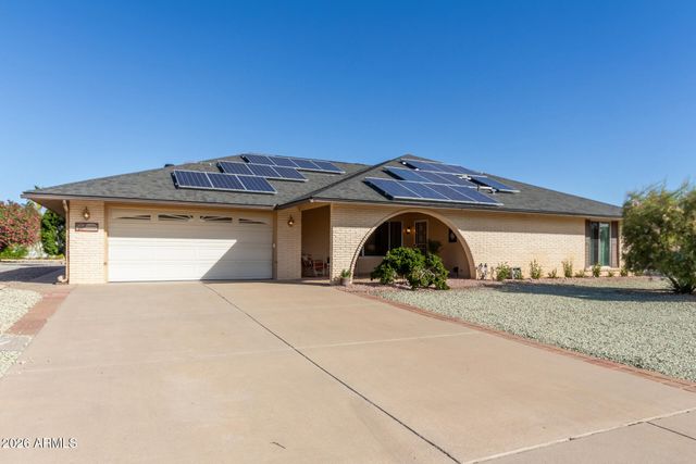 12426 W BANYAN Drive, Sun City West, AZ 85375