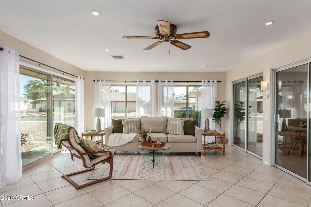 12426 W BANYAN Drive, Sun City West, AZ 85375