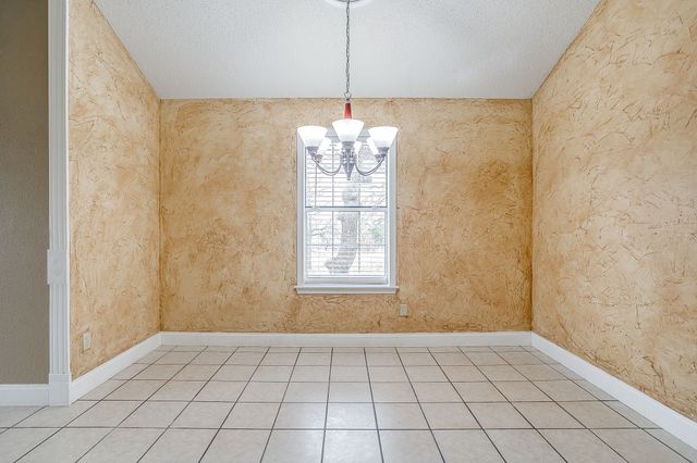 8129 County Road 804, Burleson, TX 76028