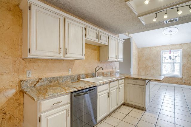 8129 County Road 804, Burleson, TX 76028