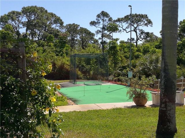 2950 SE OCEAN Boulevard 136-6, Stuart, FL 34996