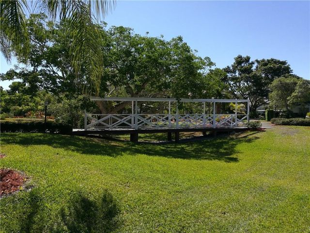 2950 SE OCEAN Boulevard 136-6, Stuart, FL 34996