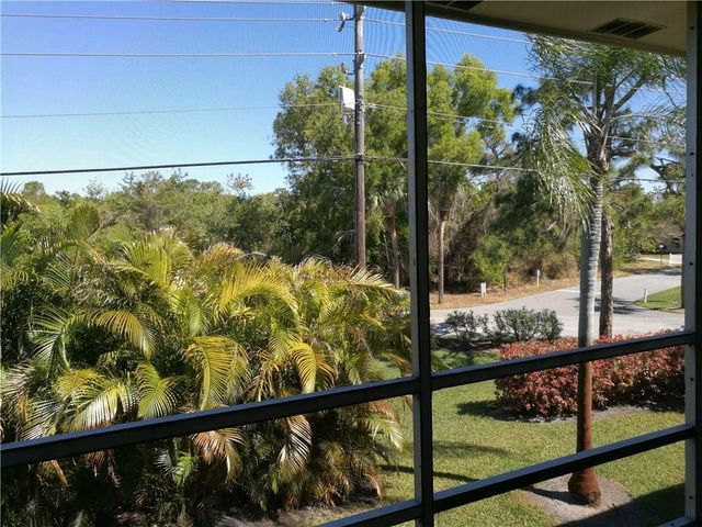 2950 SE OCEAN Boulevard 136-6, Stuart, FL 34996