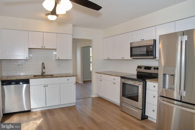 203 SPRING DR, Voorhees, NJ 08043