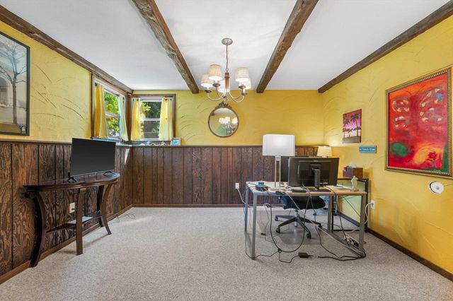 1826 Dewitt COURT, Waukesha, WI 53186