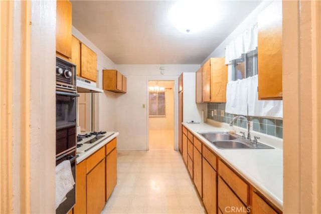 2147 DIVINE, Monterey Park, CA 91754