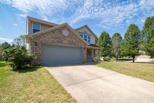 5879 Columbia Circle S, Greenwood, IN 46142