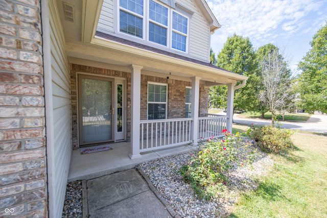 5879 Columbia Circle S, Greenwood, IN 46142