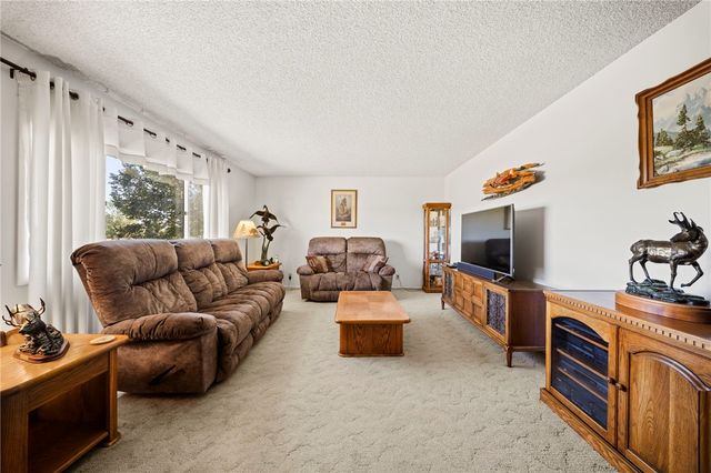 1540 W 9th Street, Laurel, MT 59044