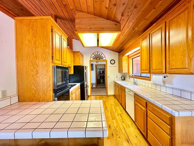 4022-& 4024 Sheep Ranch, Murphys, CA 95247