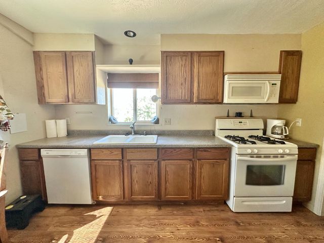 4022-& 4024 Sheep Ranch, Murphys, CA 95247