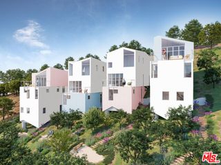 457 Del Norte Street, Los Angeles, CA 90065