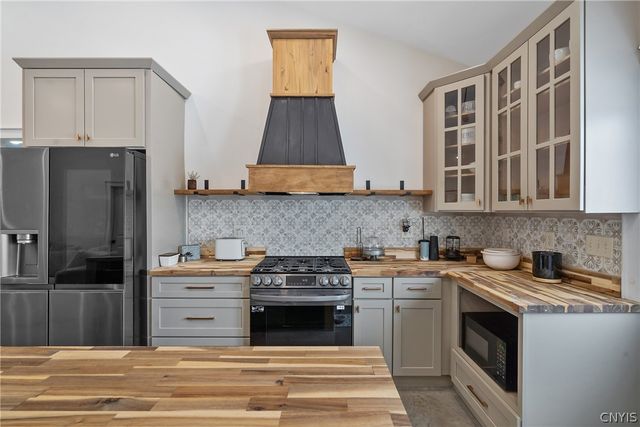 144 County Route 37, Hastings, NY 13036