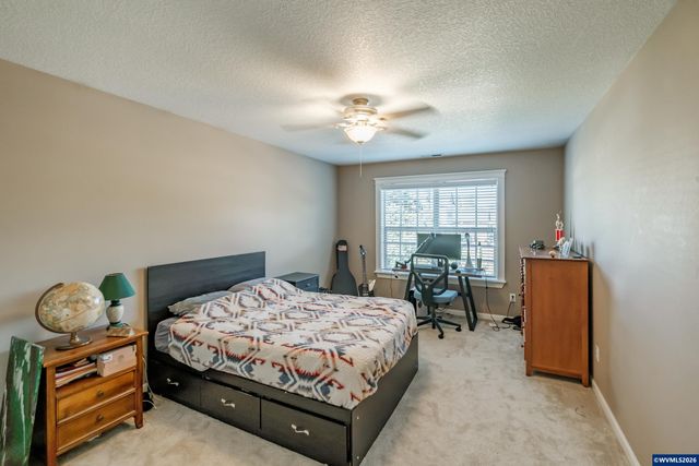 2697 Broadway St NW, Albany, OR 97321