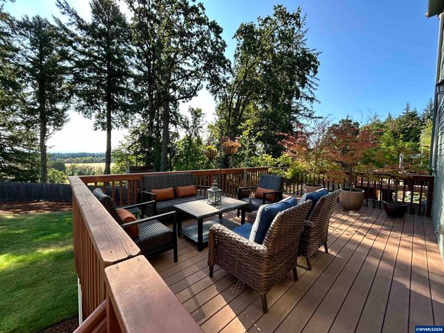 2697 Broadway St NW, Albany, OR 97321