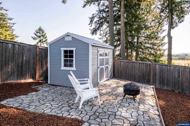 2697 Broadway St NW, Albany, OR 97321