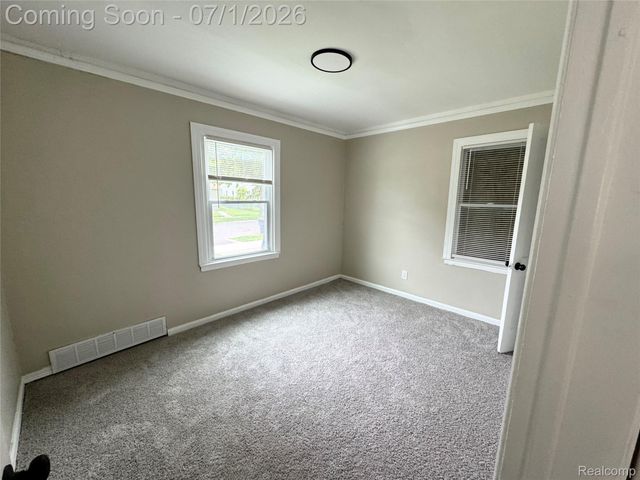 19457 Gilchrist Street, Detroit, MI 48235