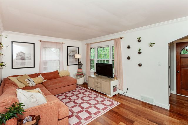 1819 57th Street, Des Moines, IA 50310