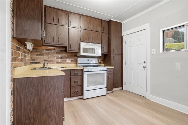 1135 Graham Avenue, Monessen, PA 15062