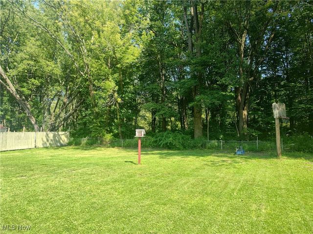 8016 Ninevah Road, Geneva, OH 44041