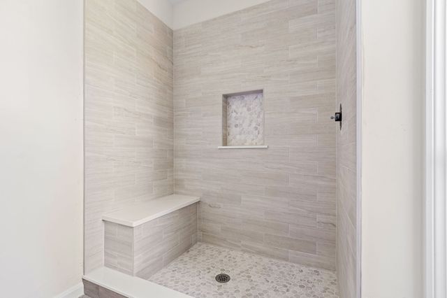 38 Hemlock Street, Douglas, MA 01516