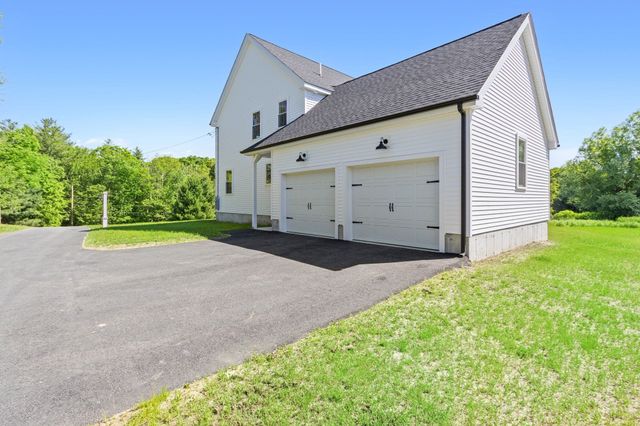 38 Hemlock Street, Douglas, MA 01516