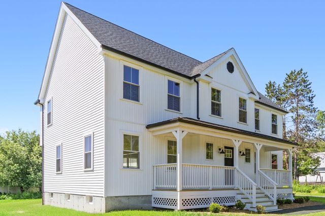 38 Hemlock Street, Douglas, MA 01516