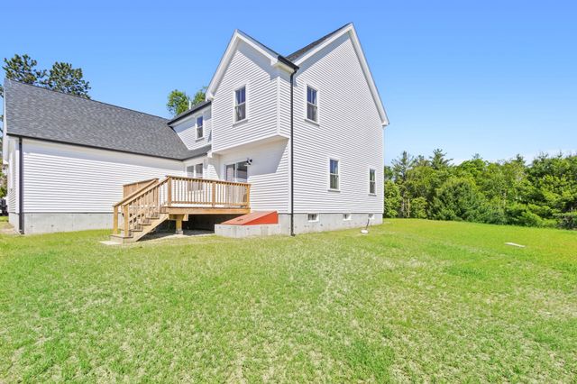 38 Hemlock Street, Douglas, MA 01516