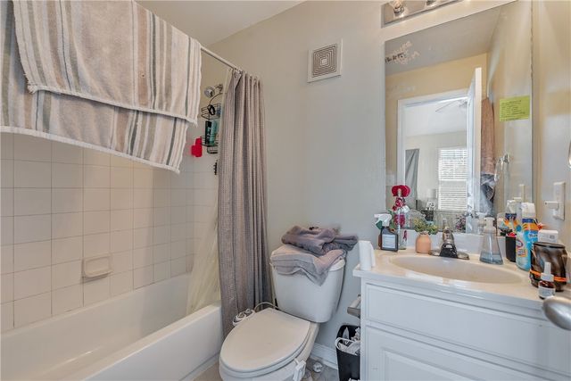 1725 Harvey Mitchell Parkway S 1334, College Station, TX 77840