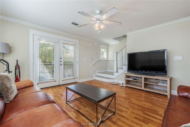 1725 Harvey Mitchell Parkway S 1334, College Station, TX 77840